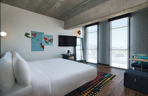 Los Gavilanes Hotel | Aloft Guadalajara Sur