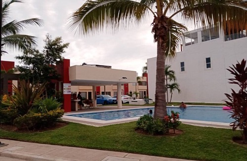Puente del Mar House | Alojamiento Entero Vacacional con Piscina en Acapulco, México