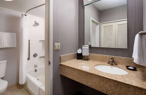 Laguna Hills Hotel | Always a Great Idea To Unwind and Restore on your Stress-Free Vacation!