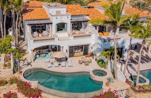 Palmilla Villa | Amazing 5bd Villa Del Mar Villa with Full Staff and Steps from the Beach