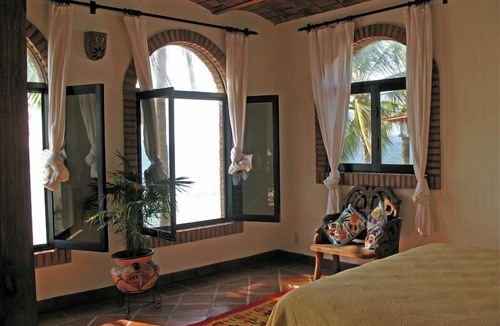 Los Pescadores House | Amazing Beachfront Hacienda with private heated pool! Avaliabler Semana Santa!