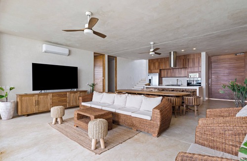 Litibu Villa | Amazing Beachfront Villa 13 Full Rooms With Bathroom