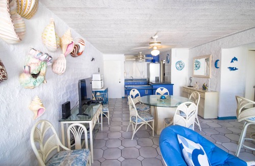 Romantic Zone Condo | Amazing condo Loma del Mar with pool in the Romantic Zone in Puerto Vallarta!