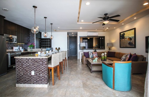 Romantic Zone Condo | Amazing High floor condo with Ocean Views in the Romantic Zone-S604