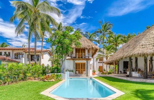 Nuevo Vallarta Villa | Amazing Oceanfront 5BR Villa Pool Beachfrontn