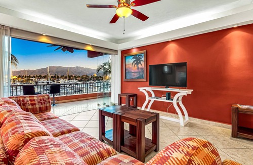 Marina Vallarta Condo | AMAZING Panoramic Marina view. Walk to shops, restaurants, bars