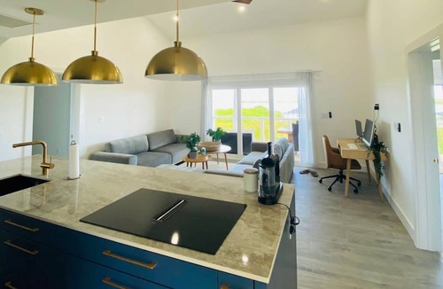 Hartswell Villa | Amazing view, two king bedroom w/ensuite bathrooms. Private heated pool