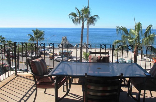 Balcones de Loma Linda Condo | AMAZING VIEWS! Centro Historico Ocean View 2 bed / 2 bath 1800 sq. ft.