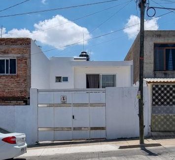 Guadalajara Municipality House | Amplio cuarto en casa