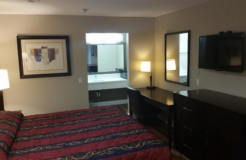 Southwest Anaheim Hotel | Anaheim Lodge