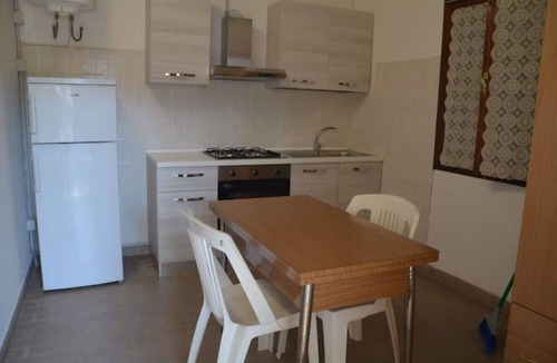 Marina di Massa House | Angela Bungalow