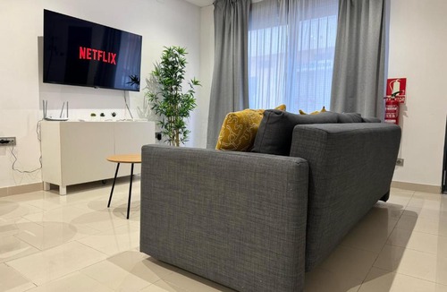 Cercadilla-Medina Azahara Apartment | Apartamento Estación Mozárabes