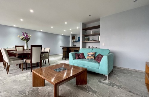 Bosques de las Lomas Apartment | Apartment 5 minutes away from Interlomas
