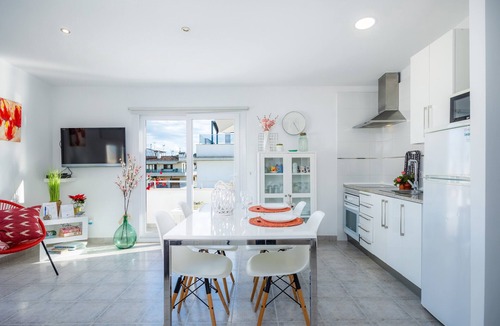 Can Picafort Apartment | Apartment 'Can Picafort Sea Breeze' with Sea View, Wi-Fi and Air Conditioning