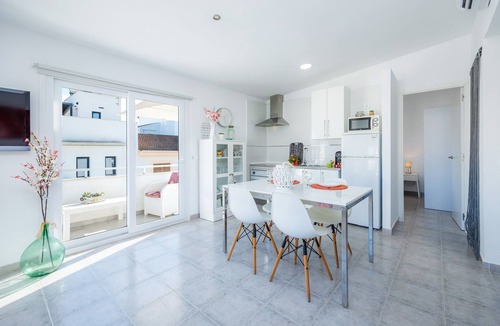 Can Picafort Apartment | Apartment 'Can Picafort Sea Breeze' with Sea View, Wi-Fi and Air Conditioning