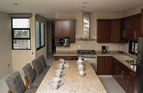Arandas Apartment | Apartment for 8 with terrace and BBQ in the city center