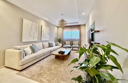 Agdal Apartment | Apartment in Agdal with Pool and Terrace