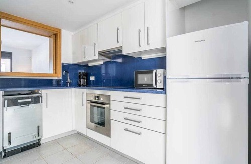 Playa Macenas Apartment | Apartment located in the luxurious Macenas complex