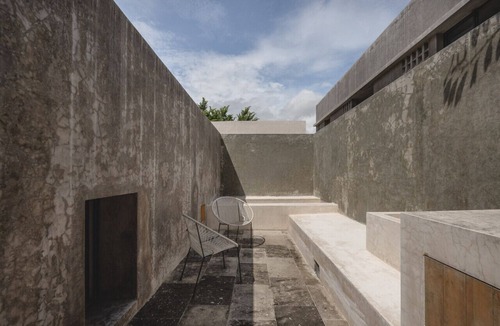 Centro Apartment | Artsy loft with plunge pool and rooftop terrace