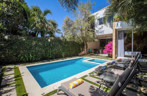North End House | Award Winning Luxury Villa - Preferred North End Location -Beach, Pool, Hot Tub