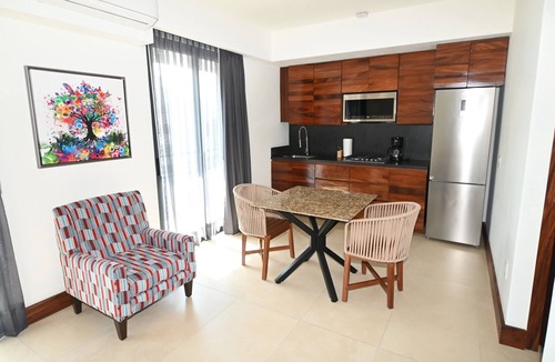 Emiliano Zapata Hotel | Barrio Vallarta Suites