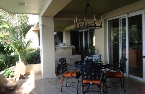 Romantic Zone Condo | Bay Views and Old Town Lights