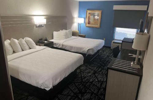 Monroe Hotel | Baymont By Wyndham Monroe Ohio