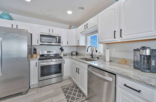 Captain's Cove House | Bayview by Seaside Vacations & Sales