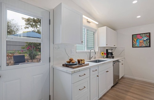 The Mesa House | Beach Bliss - Art Deco Inspired Retreat, Explore Santa Barbara!