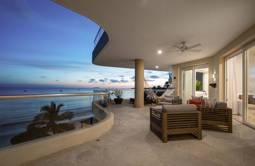 Emiliano Zapata Condo | Beach Front 4 Bedroom Villa @Punta de Mita