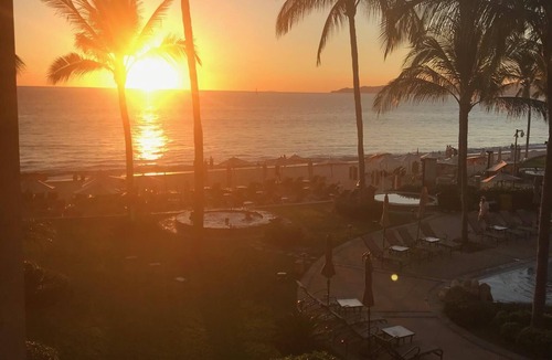 Flamingos Condo | Beach front condo with beautiful pools and hot tubs