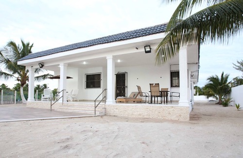 Progreso Municipality House | Beach House with Pool
