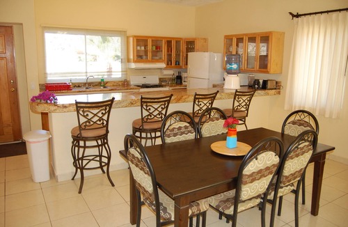 El Pescadero Villa | Beachfront with Pool & Jacuzzi in Front of Famous Surf Break