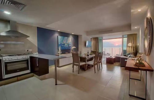 South Hotel Zone Condo | Beachfront 1BR w/Balcony & Resort-Style Amenities