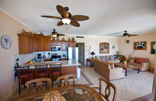 San Jose del Cabo Condo | Beachfront 2 BR Condo with Endless Ocean View - Free Wifi