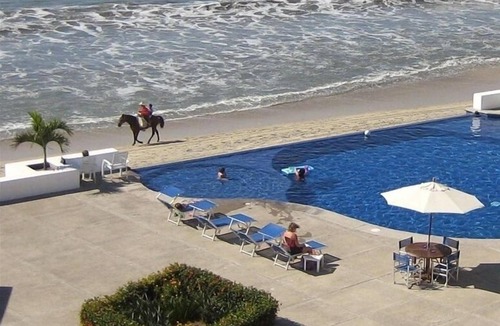 Bucerias Condo | Beachfront 2 BR/2 BA Condo Del Mar with Pool at Colibri!