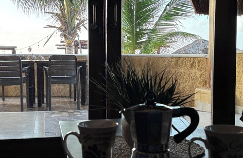 Playa del Secreto House | BeachFront 3 Bdrs. sleeps 7, Pool, Wi-Fi, Chef, staff on site, housekeeping