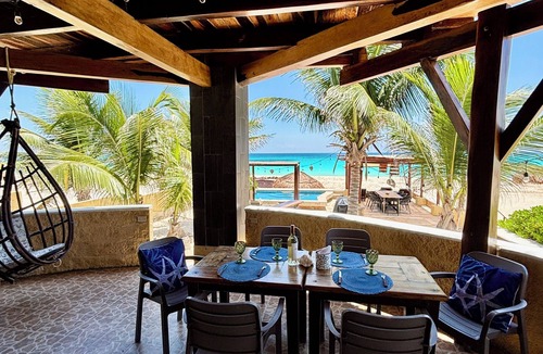 Playa del Secreto House | BeachFront 3 Bdrs. sleeps 7, Pool, Wi-Fi, Chef, staff on site, housekeeping