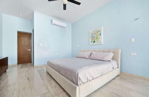 San Crisanto House | BEACHFRONT COCO Modern Designer House by PENINSULA STAYS