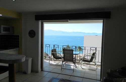 Fluvial Vallarta Condo | Beachfront Condo in Sunscape Resort
