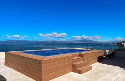 South Shore Hotel Area Apartment | Beachfront Condo in Exclusive Zone