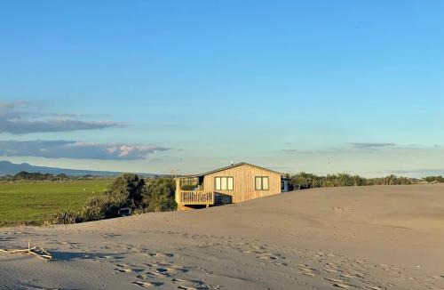 Opunake House | Beachfront Dune House