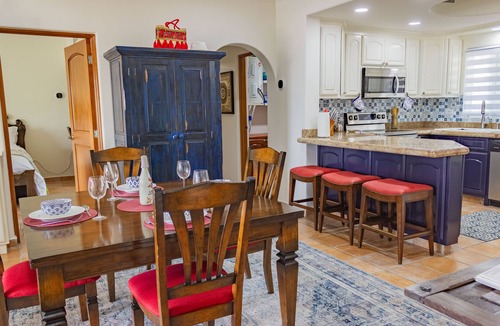 Zona Hotelera Condo | Beachfront Las Mañanitas - 3102 - RENOVATED 2 Bd/2 Ba with Beach/Ocean Views!