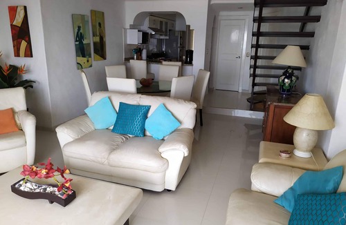 Manzanillo Apartment | Beachfront Penthouse in the heart of Manzanillo