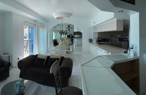 Centro Playas Condo | Beachfront Penthouse in downtown Rosarito Beach
