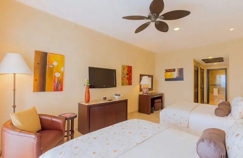 Puerto Vallarta Hotel | ★ Beachfront PV Studio ★ Hammock + Terrace Views ★