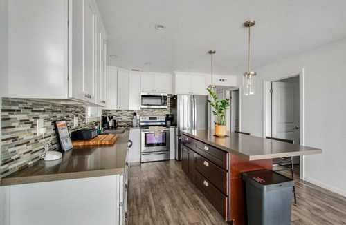 Sunset Beach Condo | Beachfront Sunset Beach, Ocean Views, Sleeps 10