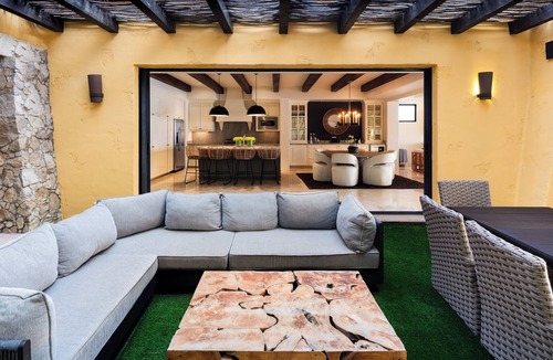 El Medano Ejidal Villa | Beachfront Villa One at Hacienda Beach Club on Medano Beach