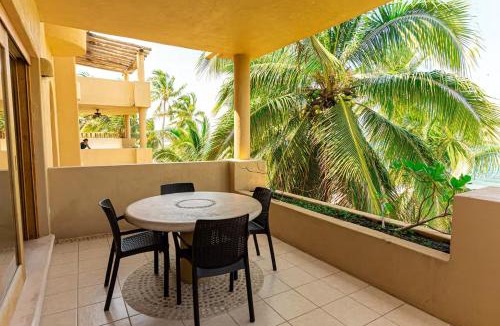 Barra de Potosi Apartment | Beachront apartment playa blanca