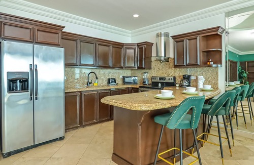 Rosarito Condo | BeachVibes-LasOlasCondo-Pools&Jacuzzis-Rosarito